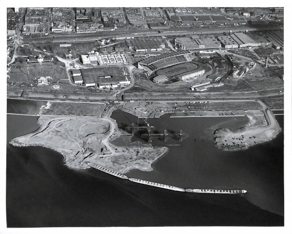 Aerial photograph of Ontario Place by Les Baxter 8