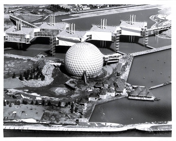 Aerial photograph of Ontario Place by Les Baxter 22